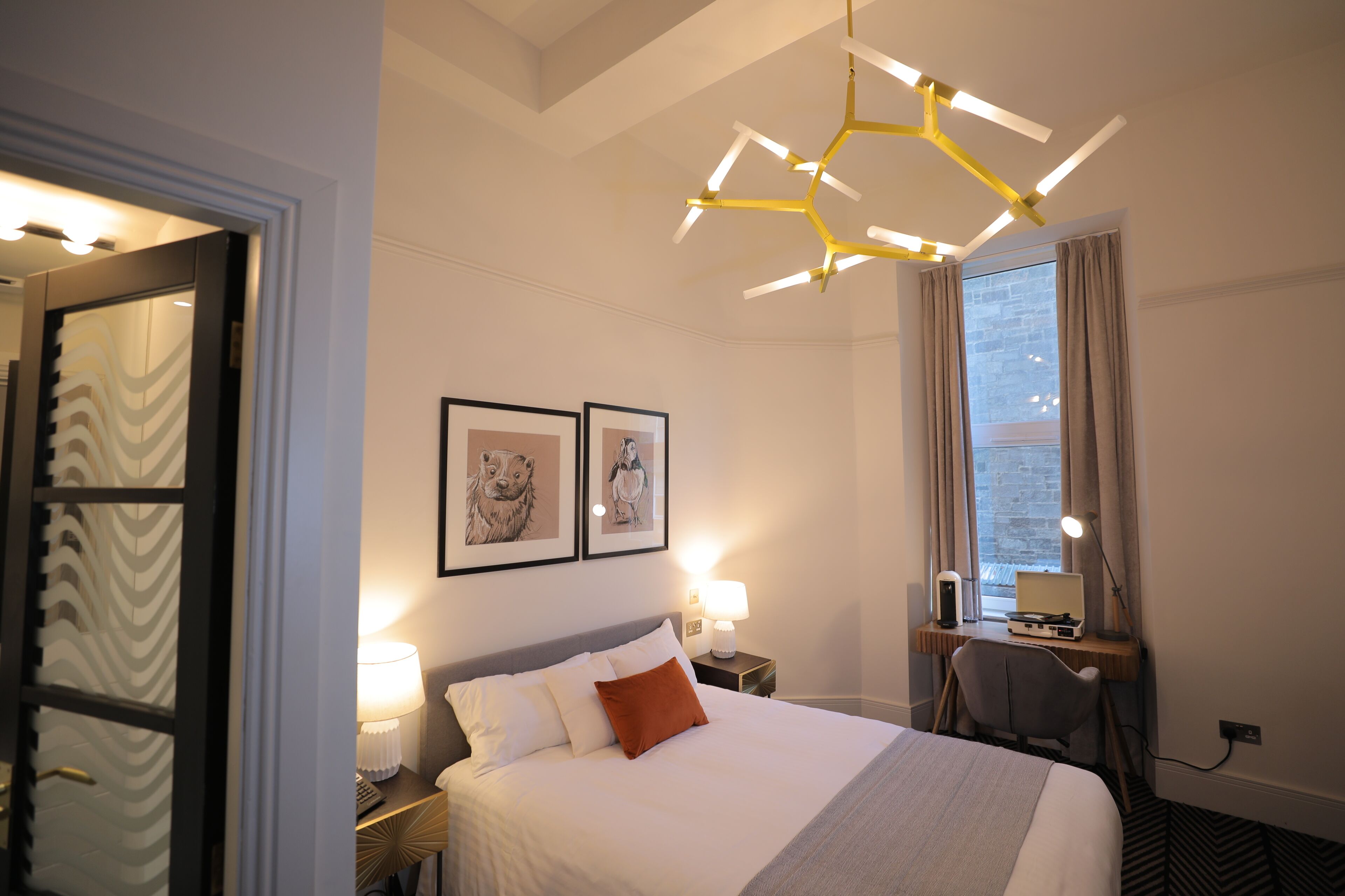 standard room | individually decorated, individually furnished, desk, laptop workspace