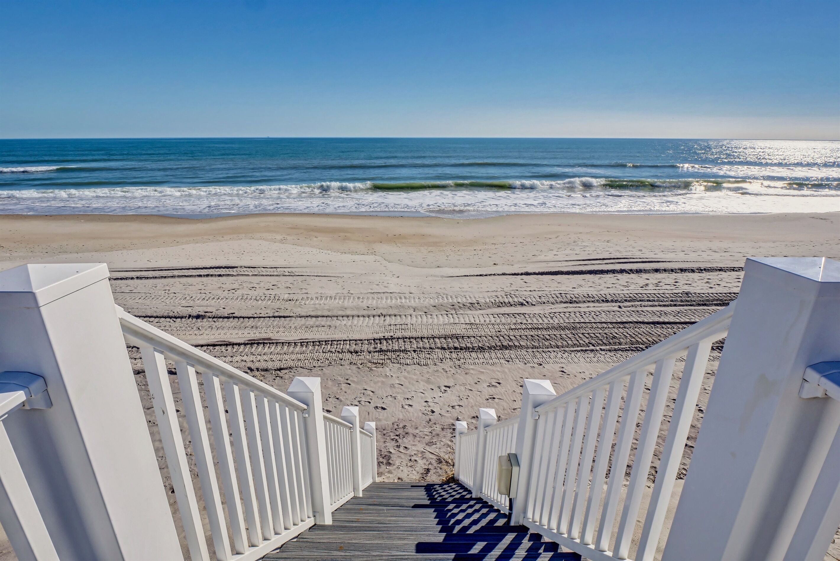 POOL OPEN/Dog-Friendly/Oceanfront/Hot tub/Elevator