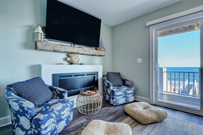 Smart-TV, Kamin, DVD-Player