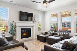 House, 5 Bedrooms | Living room | TV - Casa At Ladera Resort 5 Bedroom Home by RedAwning (Washington)