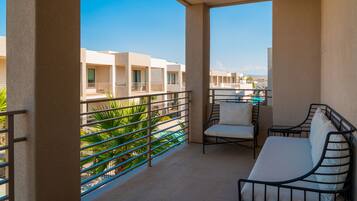 Townhome, 4 Bedrooms | Balcony