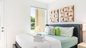 Townhome, 4 Bedrooms | 4 bedrooms, desk, travel cot, free WiFi