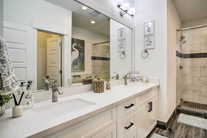 Free toiletries, towels