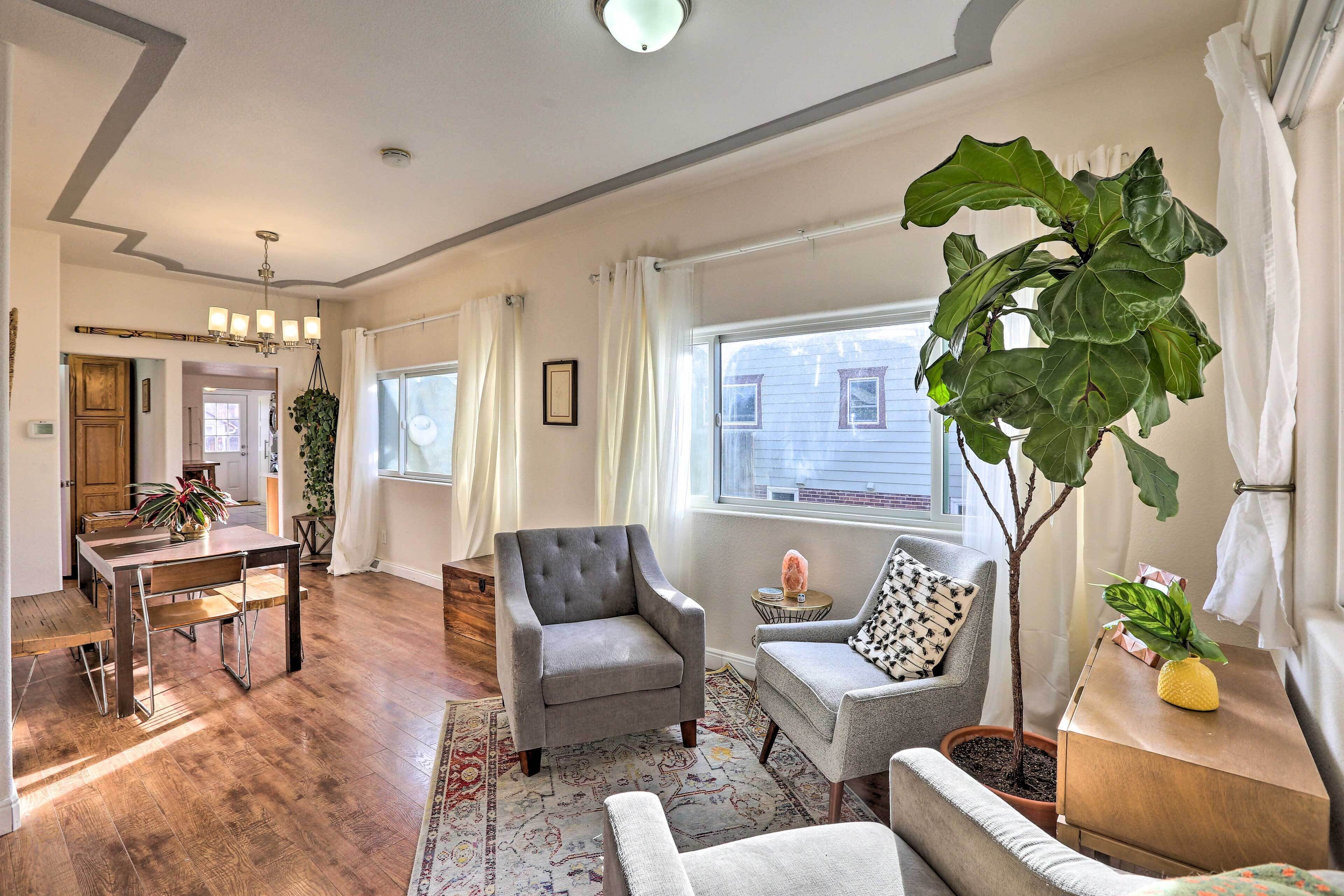 Pet-Friendly Denver Gem - Walkable Location