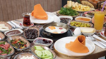 Daily continental breakfast for a fee