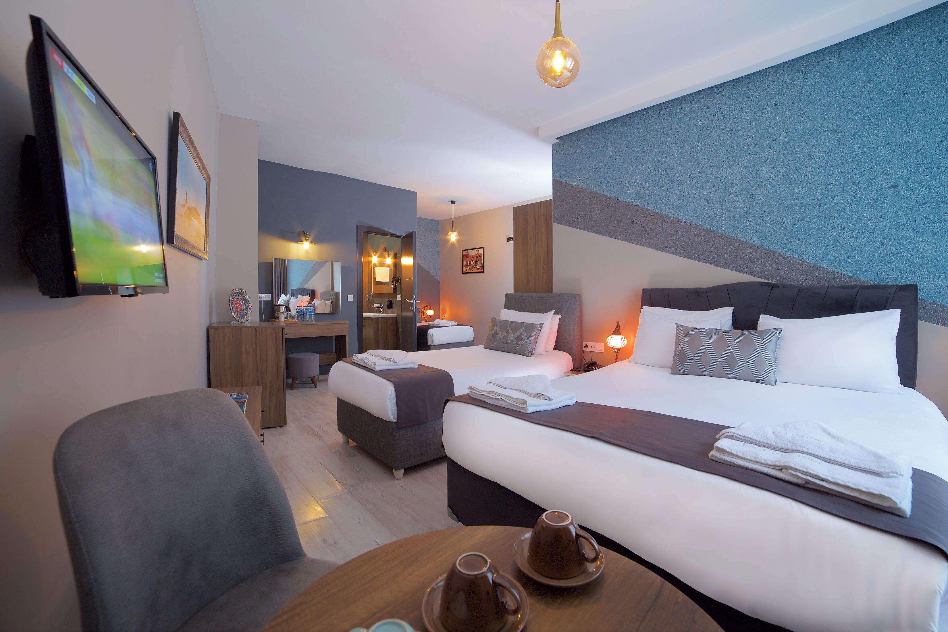 Family Room | 迷你吧、客房内保险箱、办公桌、隔音