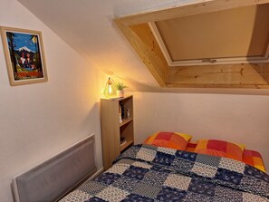 2 bedrooms
