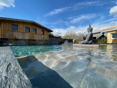 PROMO Villa Naeva with swimming pool, Jacuzzi 10 places, Ping pong, plancha and Brasero