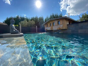 Outdoor pool - PROMO Villa Naeva with swimming pool, Jacuzzi 10 places, Ping pong, plancha and Brasero (Agnac)