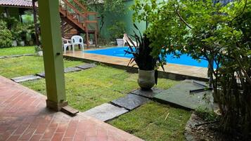 Alberca al aire libre