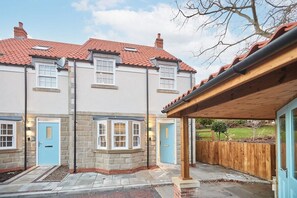 Exterior - Host & Stay | Littlebeck House (Whitby)