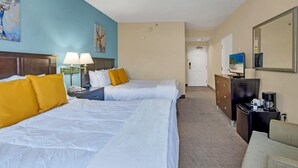 Room - 1BR 2 Queen Suite with Pool, Hot Tub & Arcade, near Universal & Disney! (Orlando)
