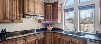 Lazy Getaway on The Cove | Concierge Services