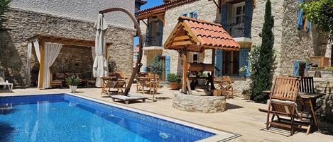 Seasonal outdoor pool, open 10:30 AM to 6:00 PM, sun loungers