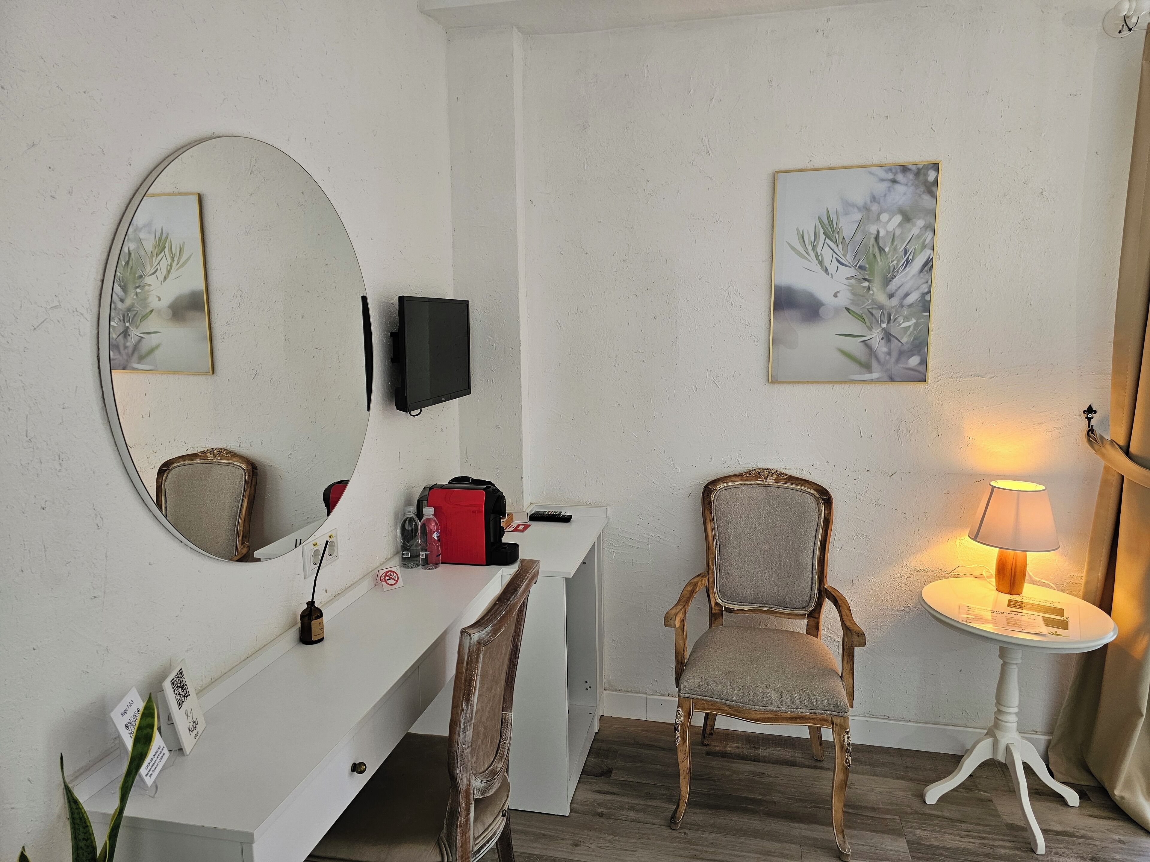 comfort double room | 1 bedroom, memory-foam beds, free minibar items, individually decorated