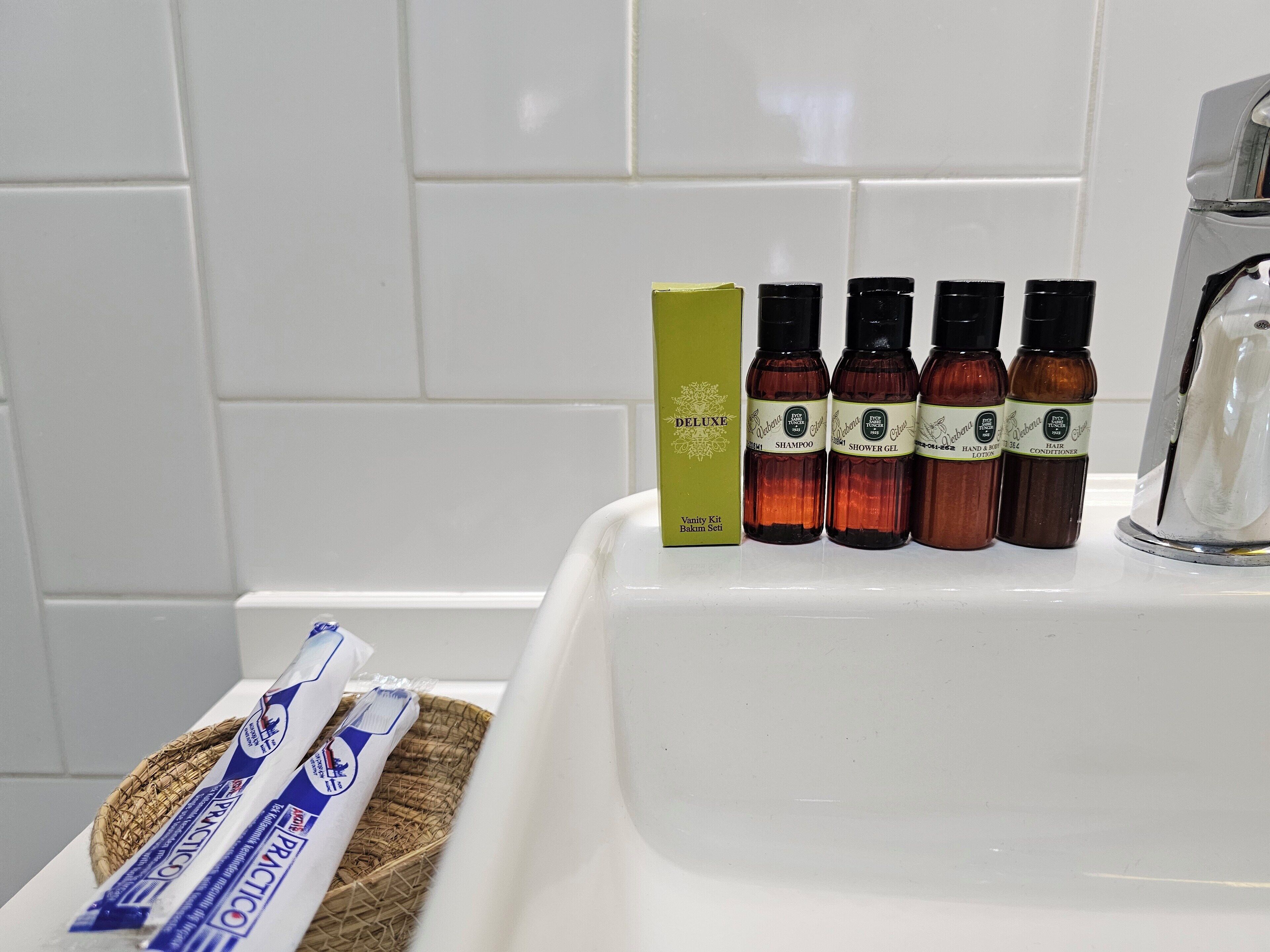 comfort double room | bathroom | shower, rainfall showerhead, hair dryer, slippers