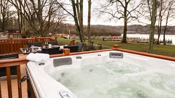 Cottage | Spa