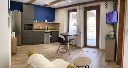 Charming, quiet 30 m 2 apartment with private terrace