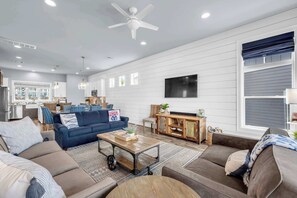 Smart TV, tenis de mesa y oficina 