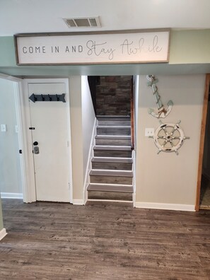 Interior - Cozy property, a short walk to a lake front beach. (Locust Grove)