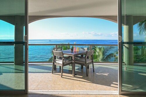 Private Terrace with Ocean Views El Cantil 3BN