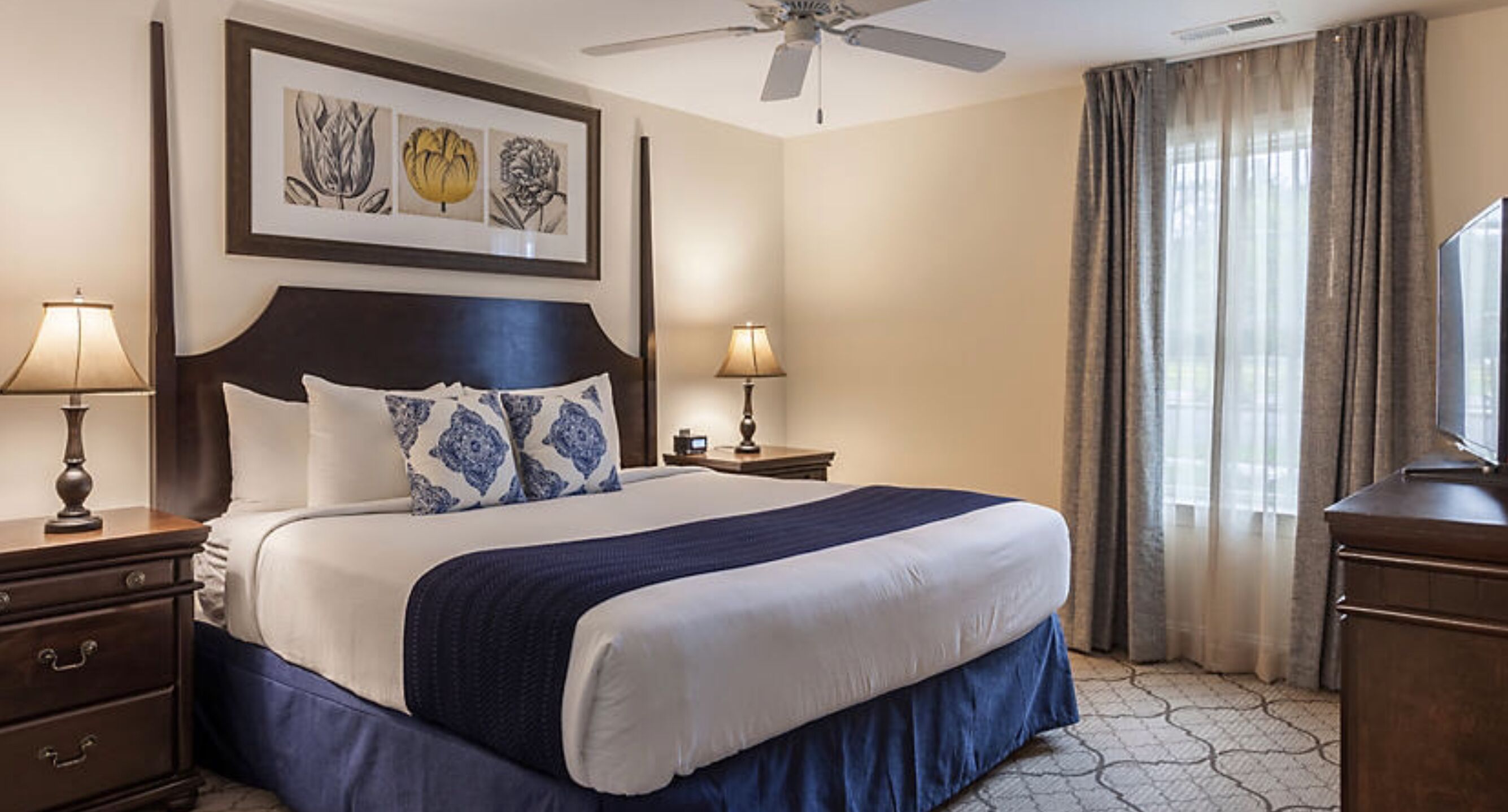 2 bedrooms, in-room safe, iron/ironing board, WiFi