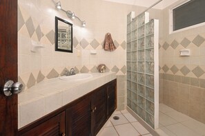 Hair dryer, towels