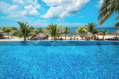 Incredible Oceanview Sunsets at Peninsula Grand 1A