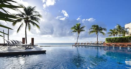 Surf 309 Remodeled Oceanfront End Unit at El Faro