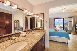 3 bedrooms, iron/ironing board, free WiFi, bed sheets - 3BR Panoramic Ocean Views at Xaman Ha 7123 (Playa del Carmen)