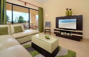Fernseher, Stereoanlage