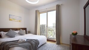 Standard Apartment, 1 Bedroom, Pool Access - European Building (Dubai)