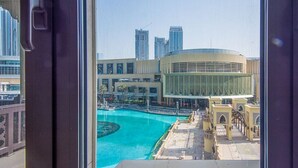 Standard Apartment, 2 Bedrooms, Pool Access - Souk Al Bahar (Dubai)