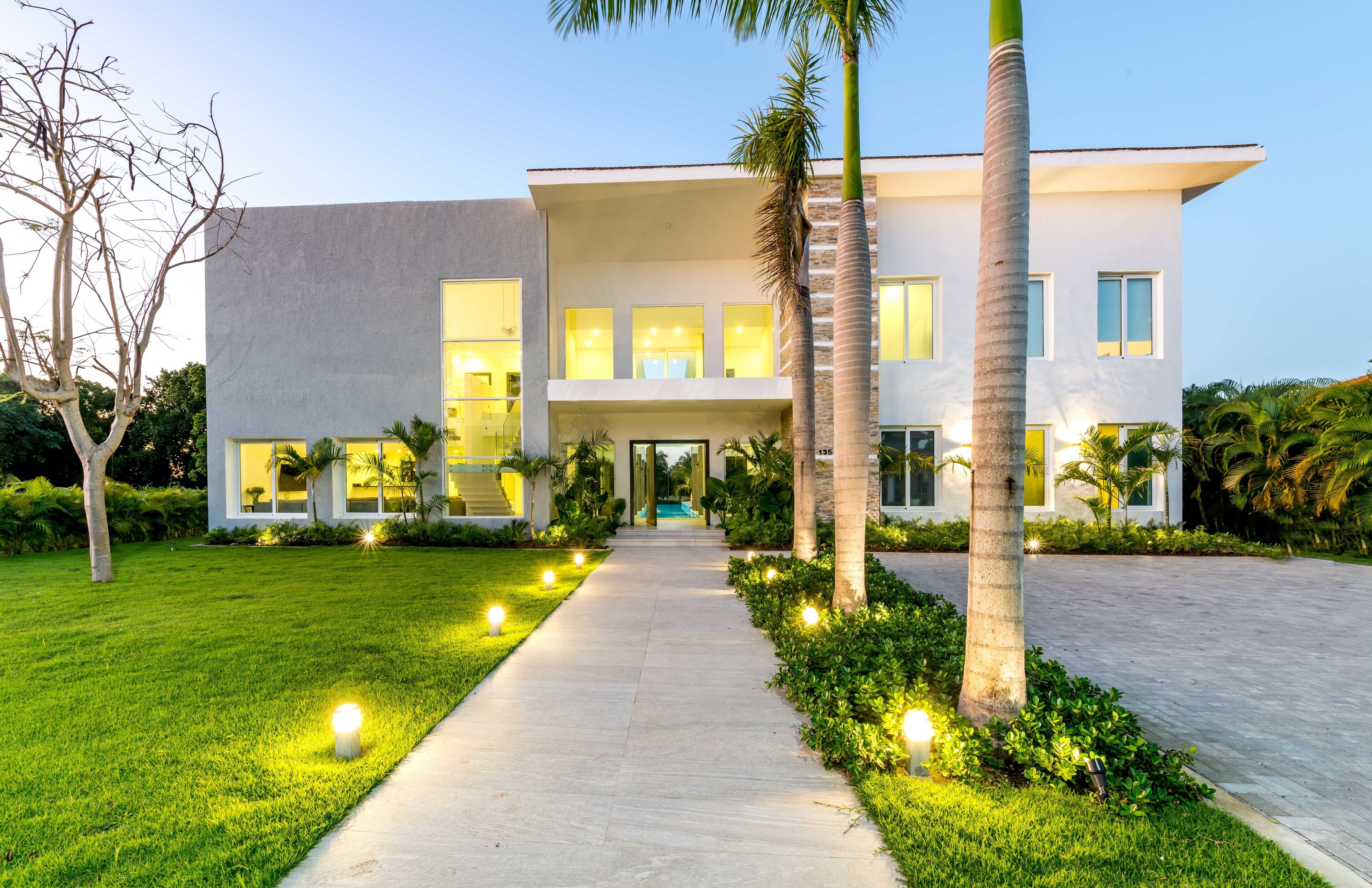 Photo - VILLA PALMA ULTRA MODERN VILLA WITH CHEF BUTLER MAiD LAP POOL