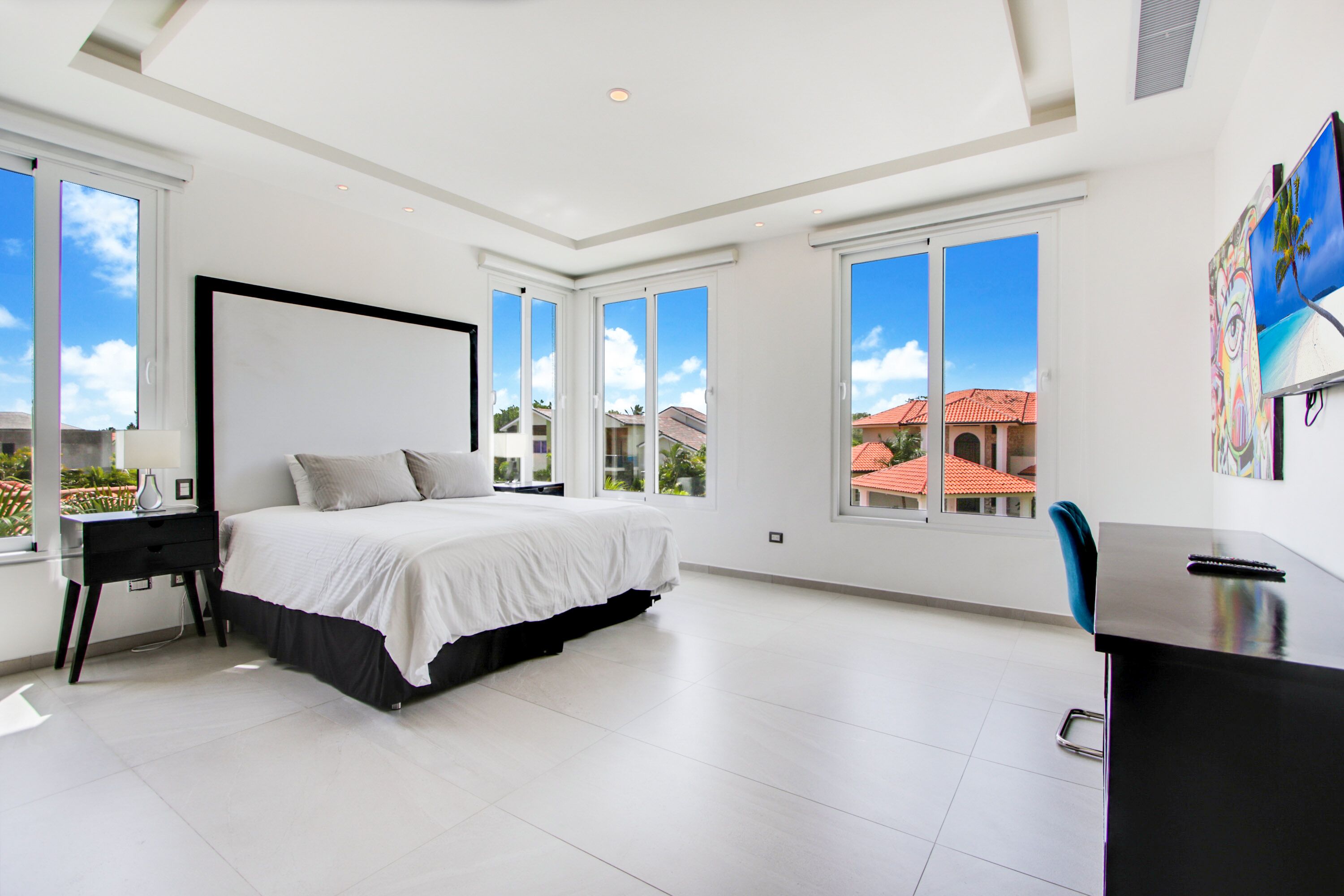 Photo - VILLA PALMA ULTRA MODERN VILLA WITH CHEF BUTLER MAiD LAP POOL