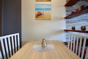 Standard Studio, Pool Access | Free WiFi - Aria Residence (Dubai)