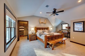 4 bedrooms, iron/ironing board, Internet, bed sheets