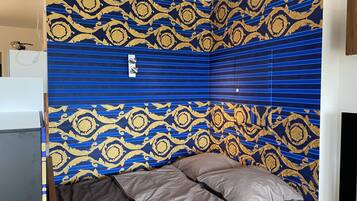 1 bedroom, desk, free WiFi, bed sheets