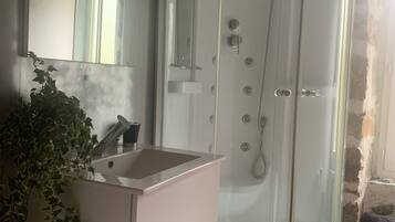 Dusche, Haartrockner