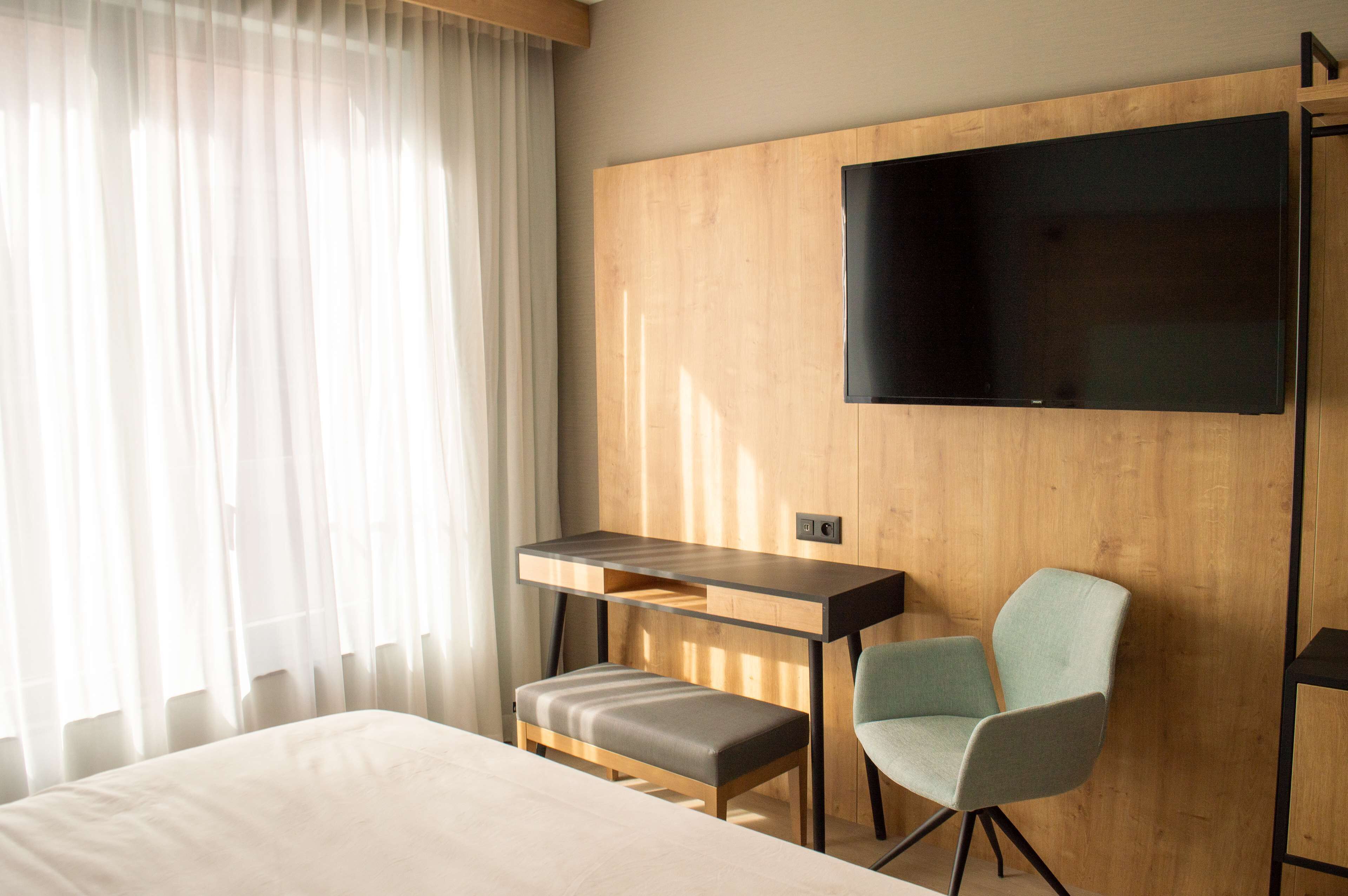 1 bedroom, in-room safe, individually furnished, soundproofing