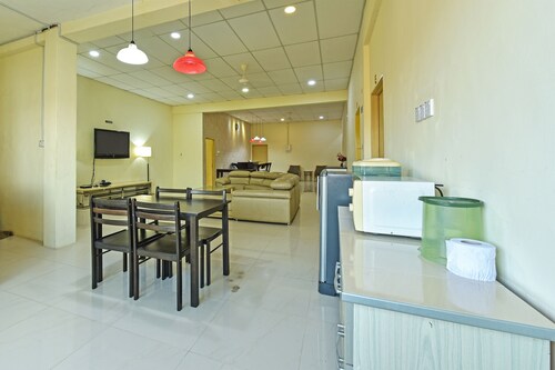 OYO Home 90383 Chaah Homestay 1