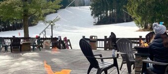 Prime Location! Ski In/Out. Next to Ski Lift#8, Main Lodge, SugarShack&SportsBar