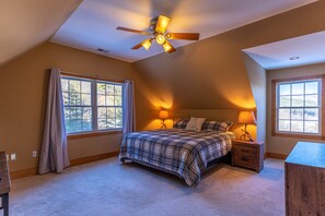 3 bedrooms, WiFi, bed sheets