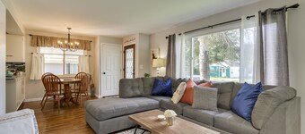 Downtown Coeur d'Alene Charmer