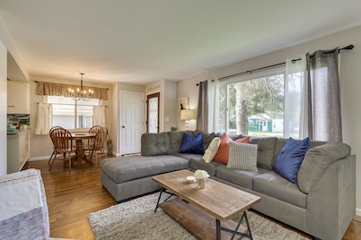 Downtown Coeur d'Alene Charmer