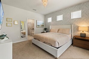 5 bedrooms, iron/ironing board, WiFi, bed sheets