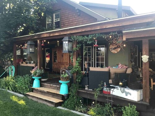 Mayors Manor on Main