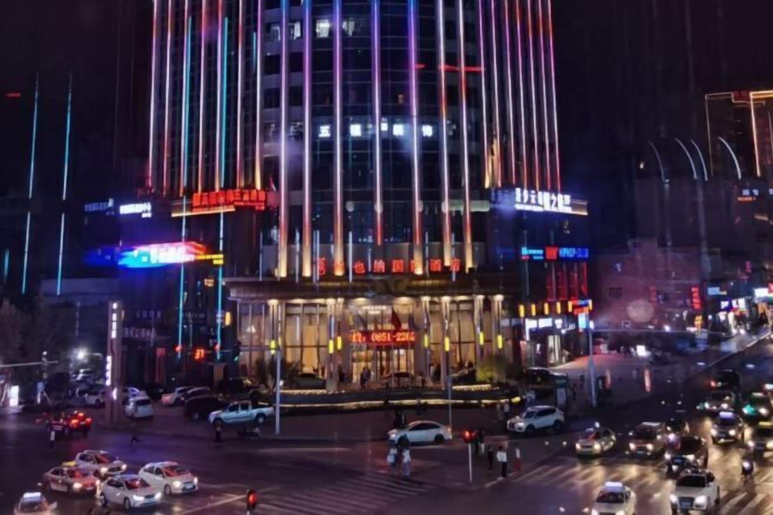 المنشأة من الخارج