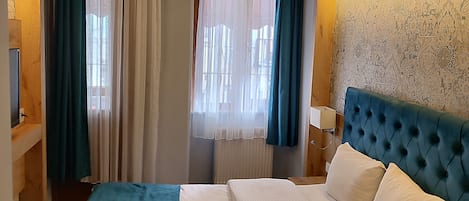 Standard Double Room, 1 Double Bed | Egyptian cotton sheets, premium bedding, minibar, in-room safe