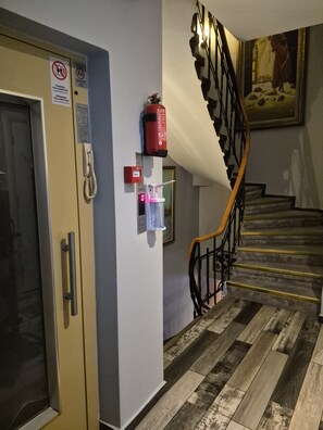 Uklassifisert bilde, 4 av 41, knapp